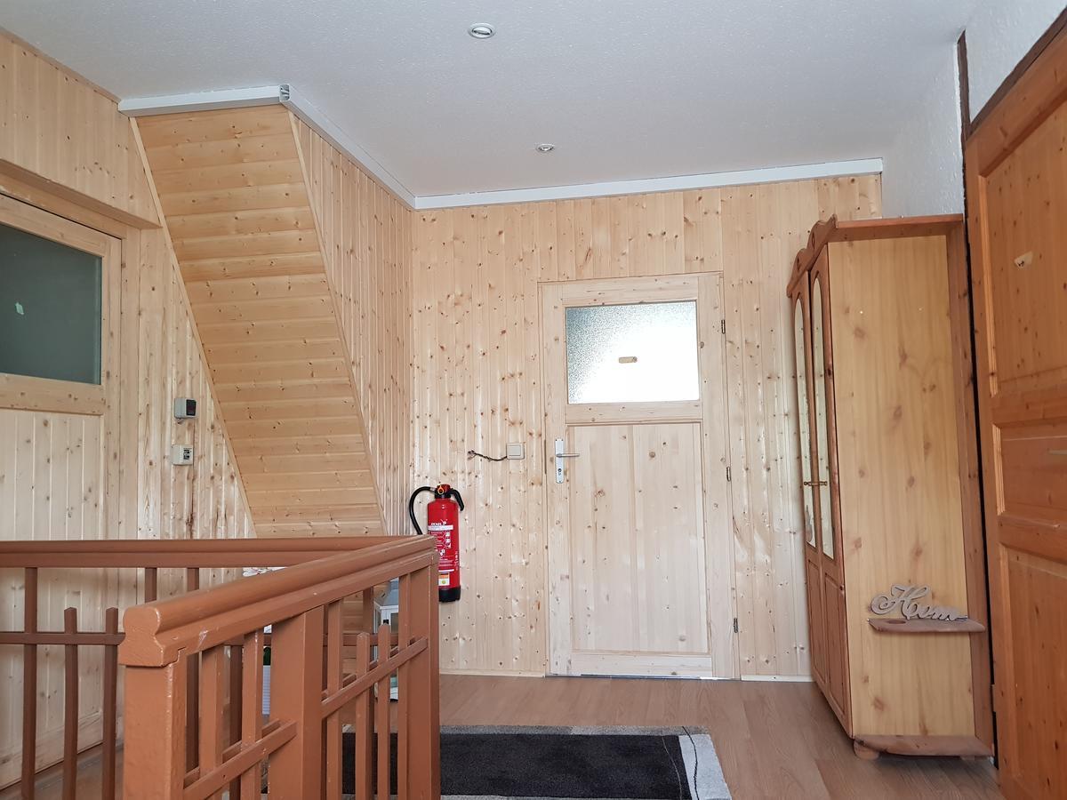 Haus Am Sachsenring Apartment Хоенщайн-Ернстал Екстериор снимка